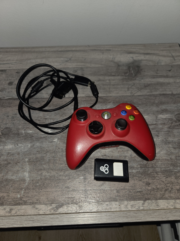 Xbox 360 Console, 3 Grand Theft Auto Games & Controller - photo 3