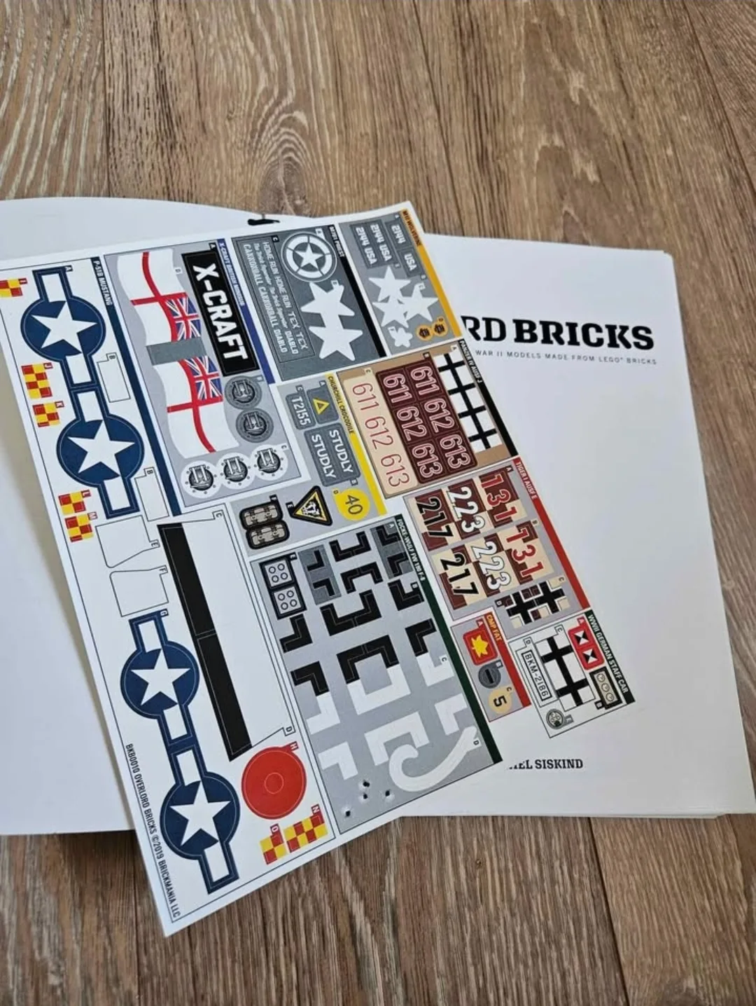 Overlord Bricks: Instructions for WWII Models with LEGO Bricks image indicator(2)