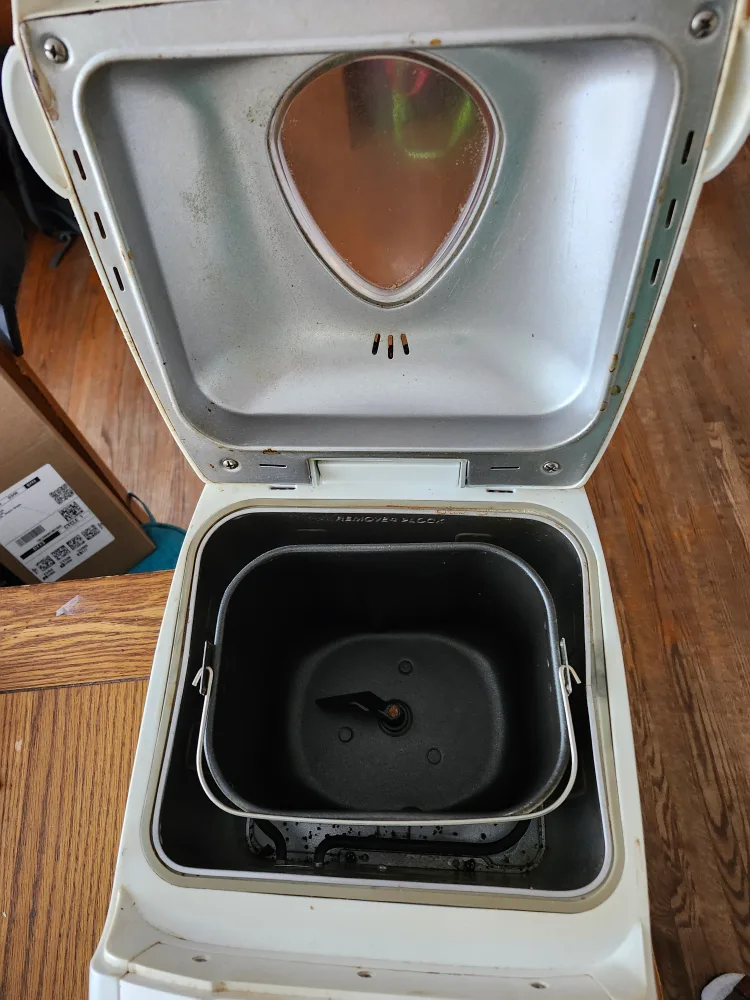 Black & Decker All-in-One Automatic Breadmaker image indicator(3)