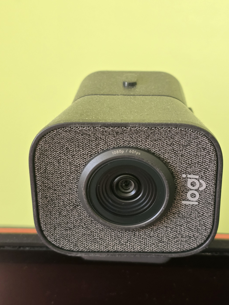 LogiTech Webcam - 1080p HD | Built-in Microphone - photo 2