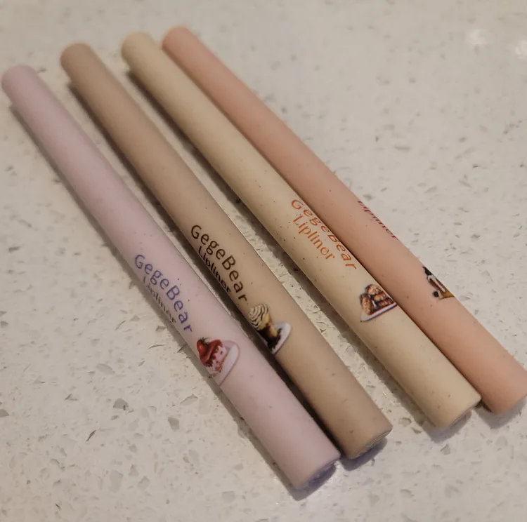 Lipliner -  4 Creamy Matte Lip Liners image indicator(3)