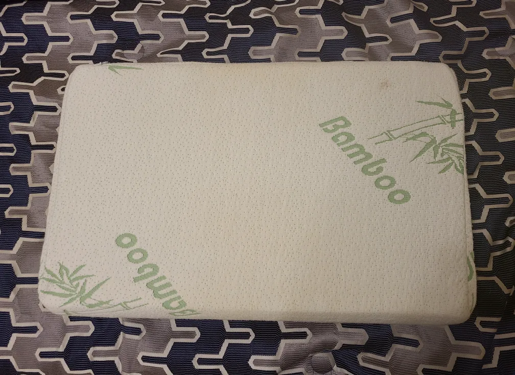 Memory Foam Pillow with Bamboo Cover image indicator(5)