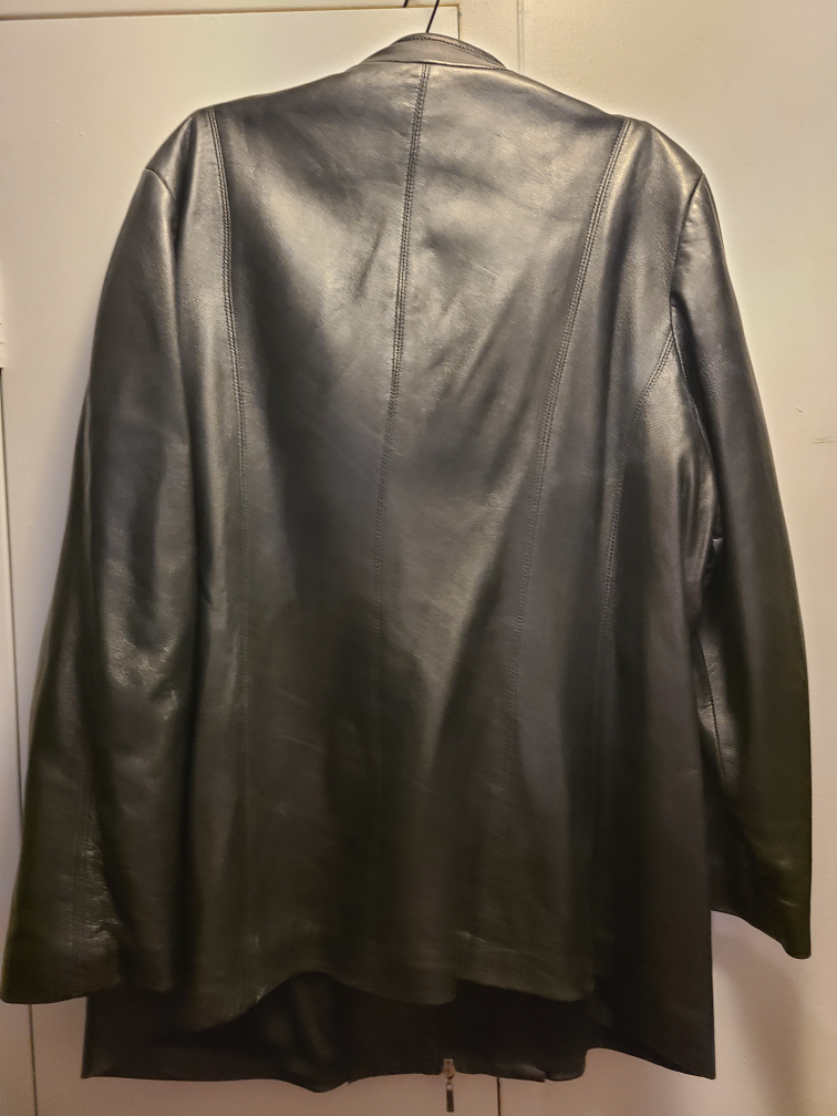 Danier Leather Jacket - Size XXL - photo 3