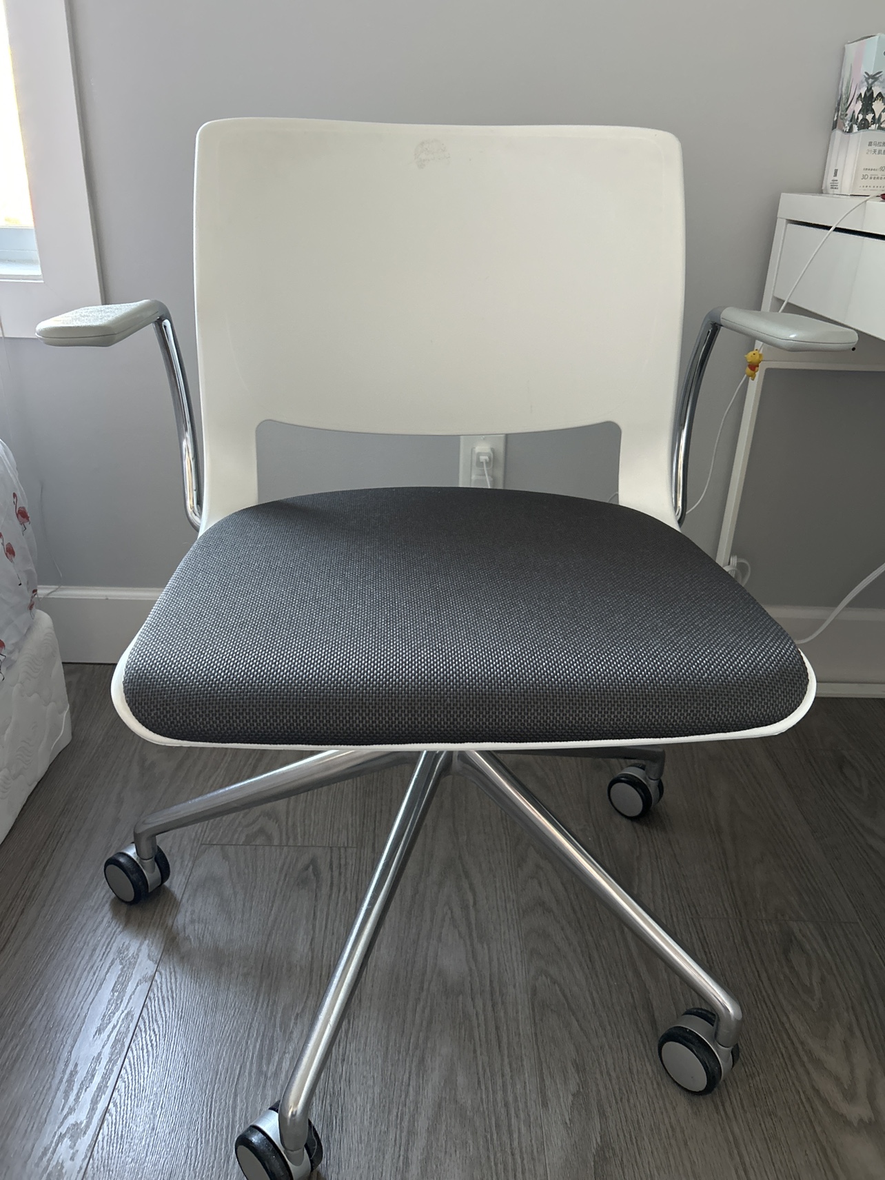 Modern Office Chair with Chrome Base and Grey Cushion - photo 2