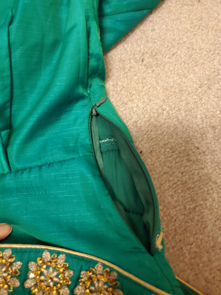 Girl's indian/pakistani suit with pant/ Dupatta - Size 22 - photo 4