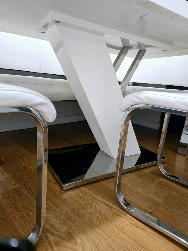 White Modern italian Dining Set with Bench and 2 chairs - photo 2