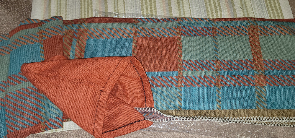 Brand New Hooded Plaid Poncho Cape - photo 3