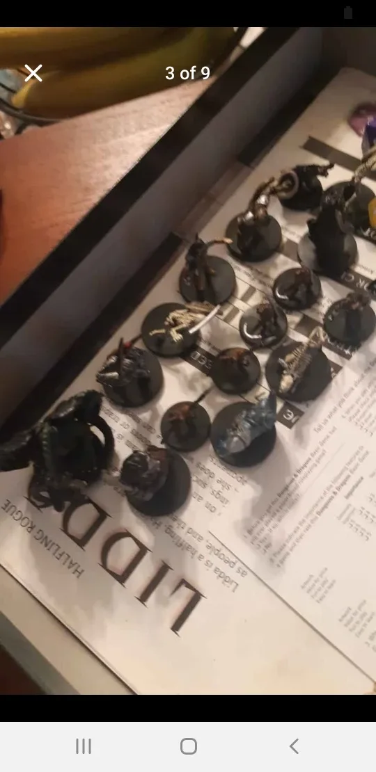 Dungeons & Dragons Basic Game with 16 Painted Miniatures image indicator(3)