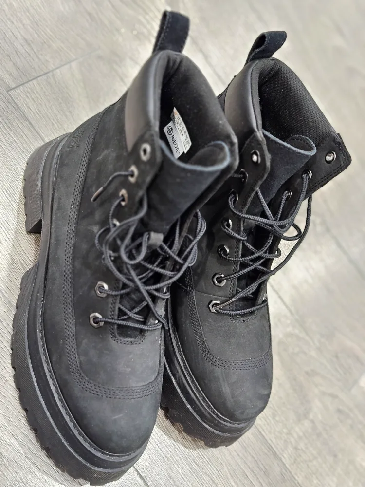 Timberland ReBOTL Black Platform Boots - Women's Size 8.5 thumbnail