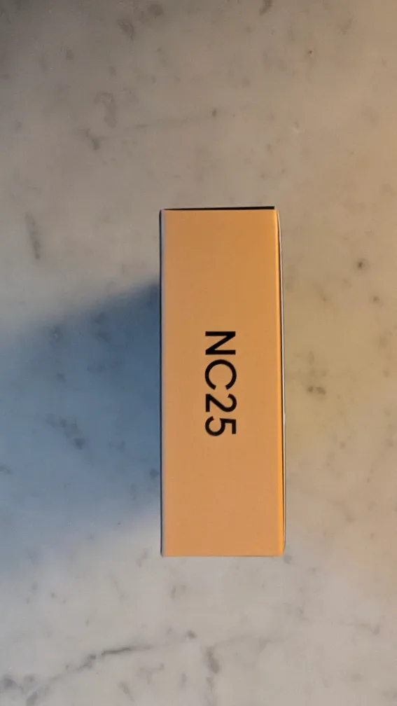 MAC Studio Fix Powder Plus Foundation NC25 image indicator(2)