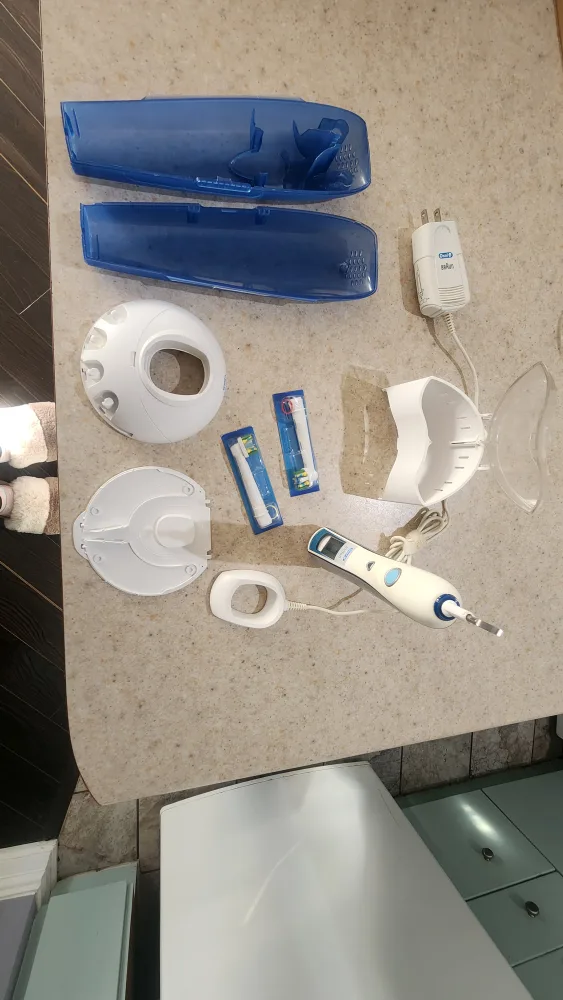 Oral-B Triumph Electric Toothbrush System image indicator(3)