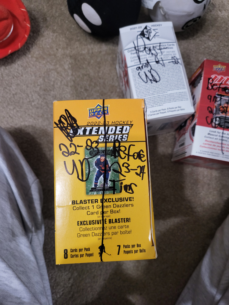 Lots Of Different Hockey Cards #1
