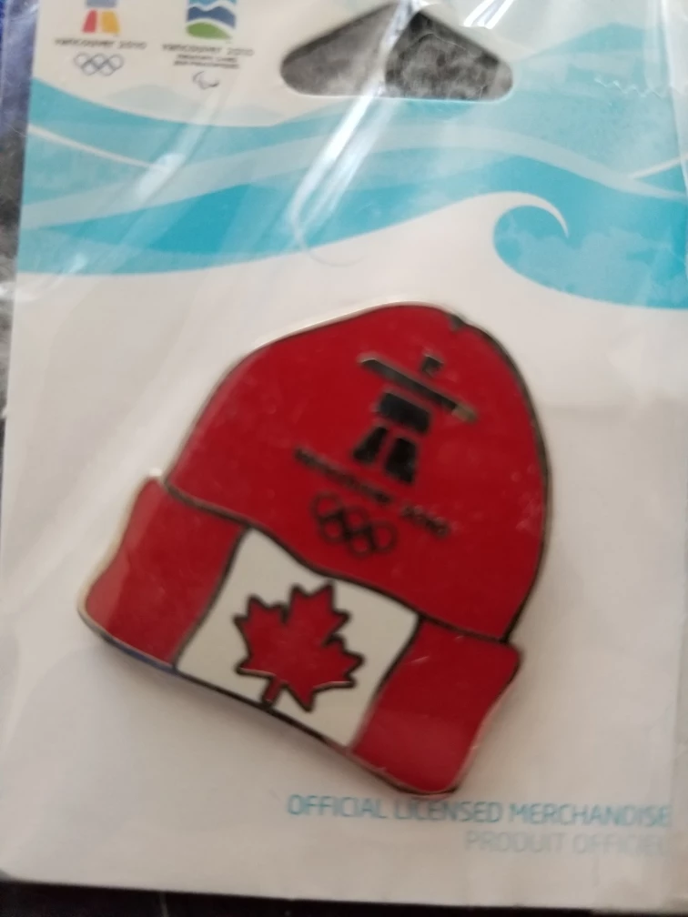 Vancouver 2010 Olympics Toque Pin