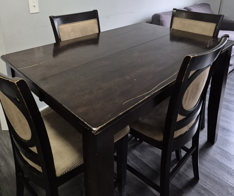 Dark Brown Expandable Dining Table with Four Chairs