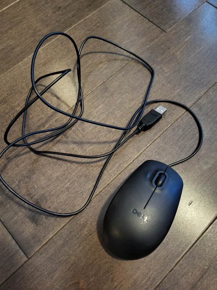 Dell Wired USB Mouse thumbnail