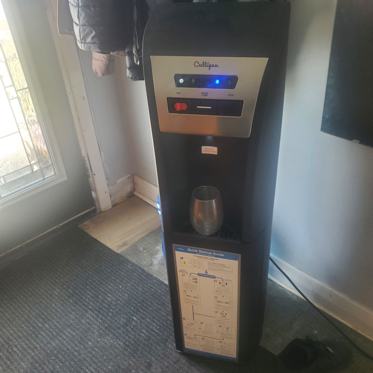 Culligan Bottom-Loading Water Cooler - photo 3