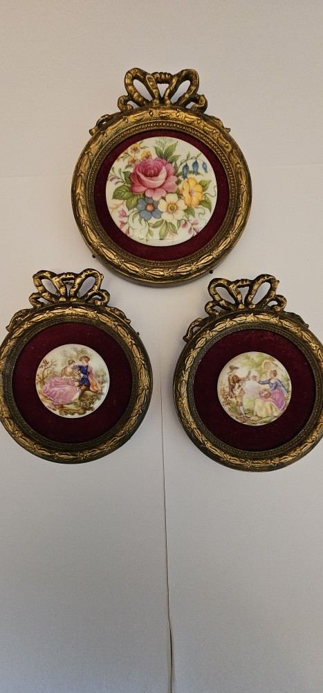 Fragonard Set of three vintage wall hangings
