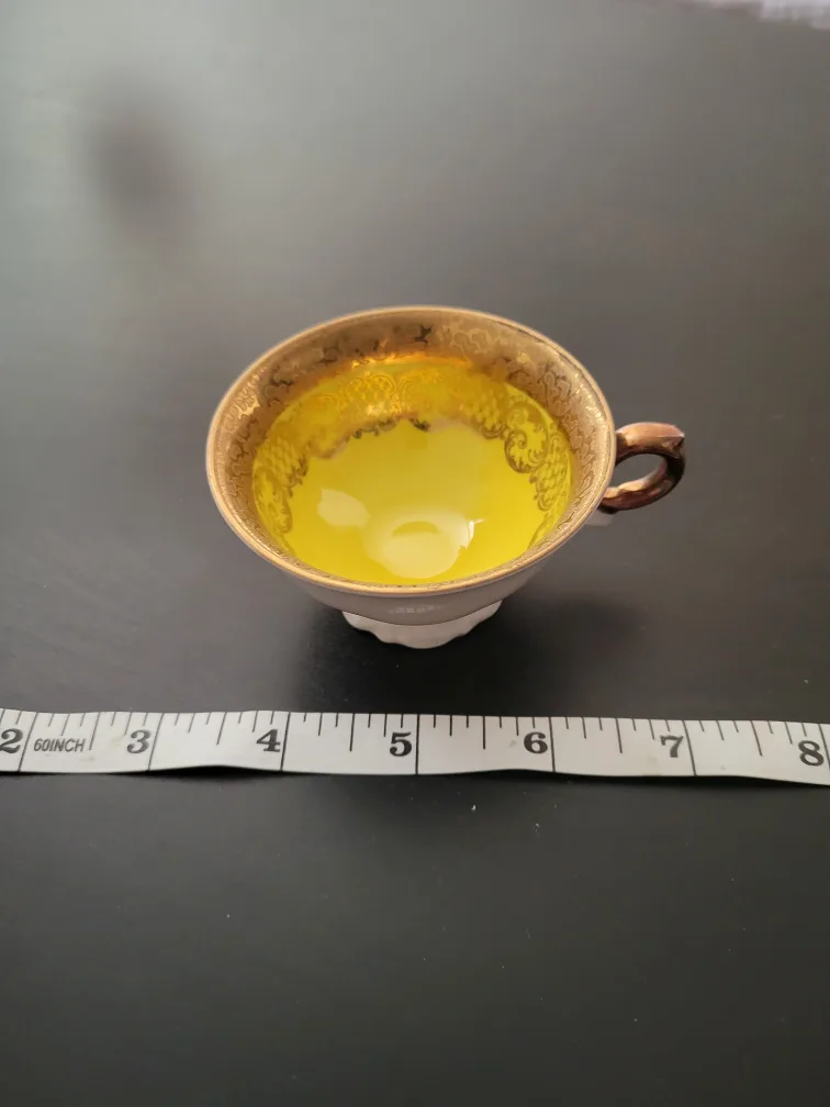 Vintage Victoria Fine China Tea Cup image indicator(4)