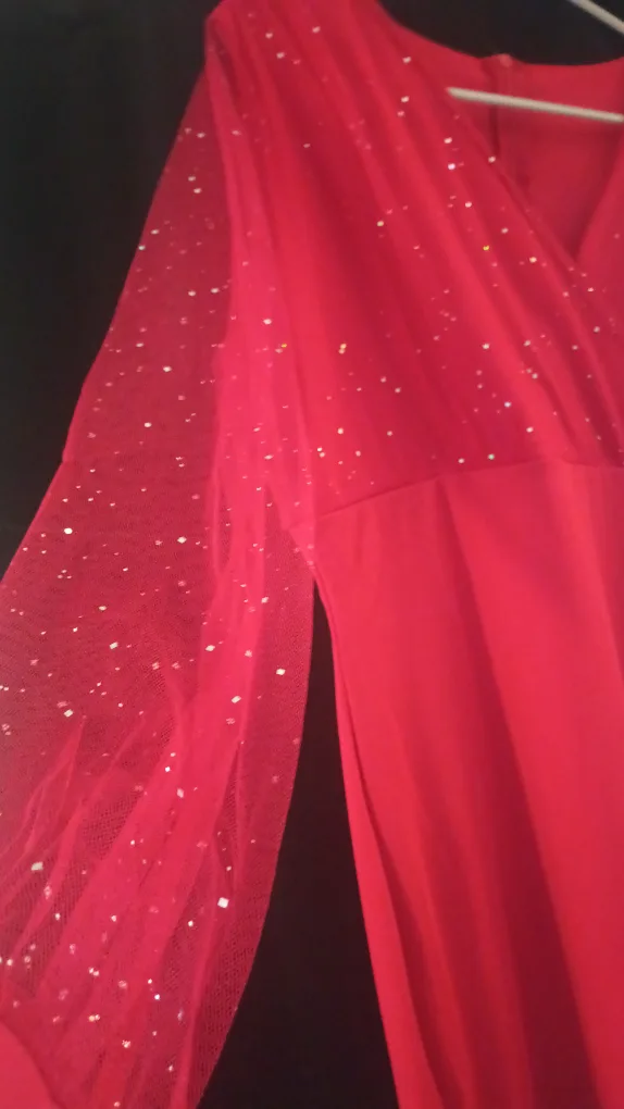 Red sparkly dress, size xl image indicator(5)