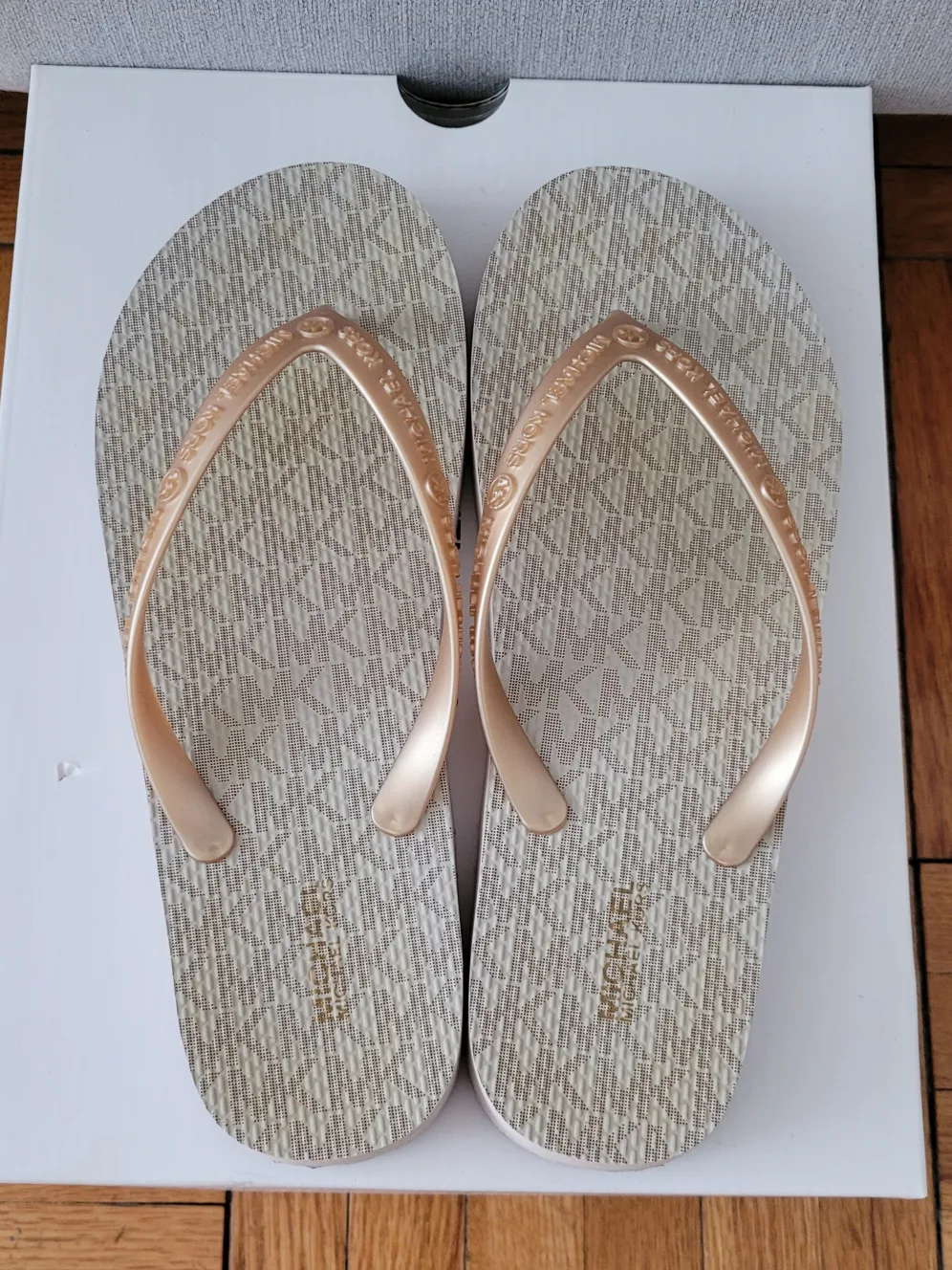 Michael Kors Gold Flip Flops 8 image indicator(4)