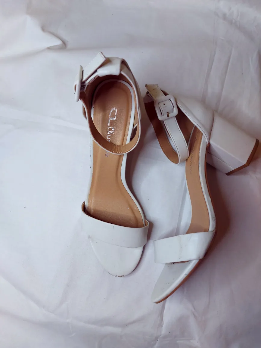 White Block Heel Sandals - Size 9M thumbnail