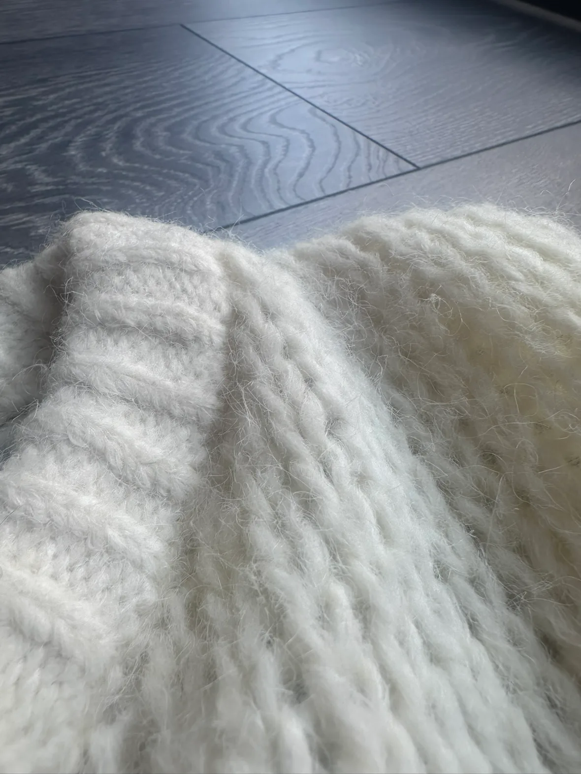 Frank & Oak Women’s Sweater image indicator(4)