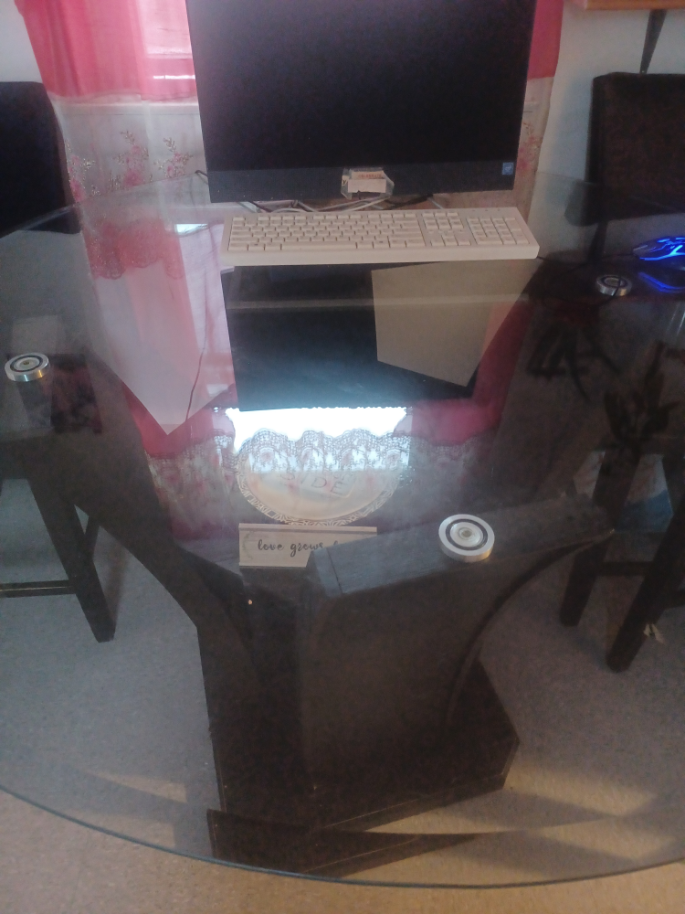 Living Room Furniture - photo 2