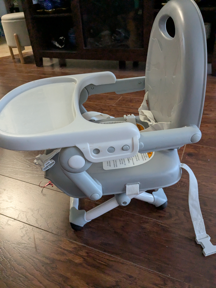 Chicco Pocket Snack Booster Seat - Grey - photo 2