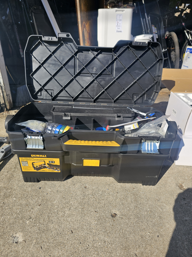 DEWALT 2-in-1 26" Tool Box