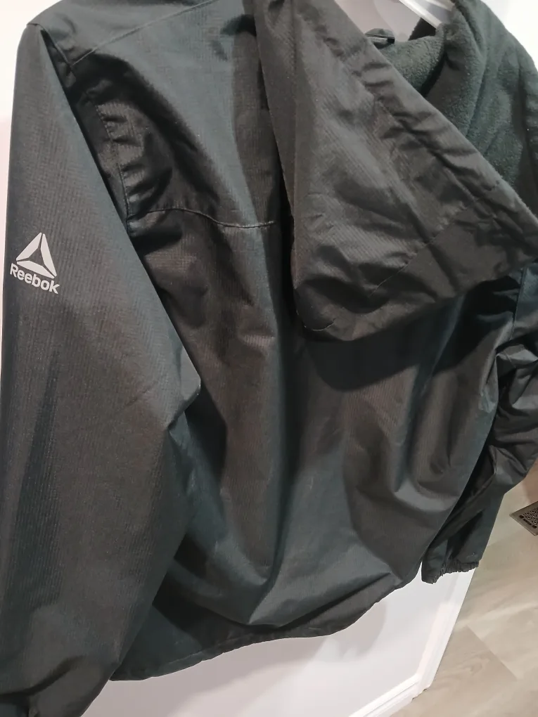 Men's Reebok Black Jacket with Fleece Lining image indicator(2)