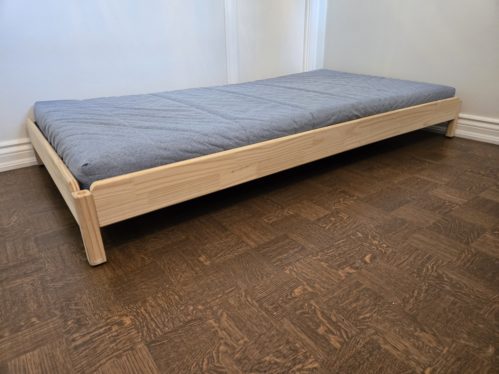 Twin-size Pine Wood Platform Bed Frame and Mattress
