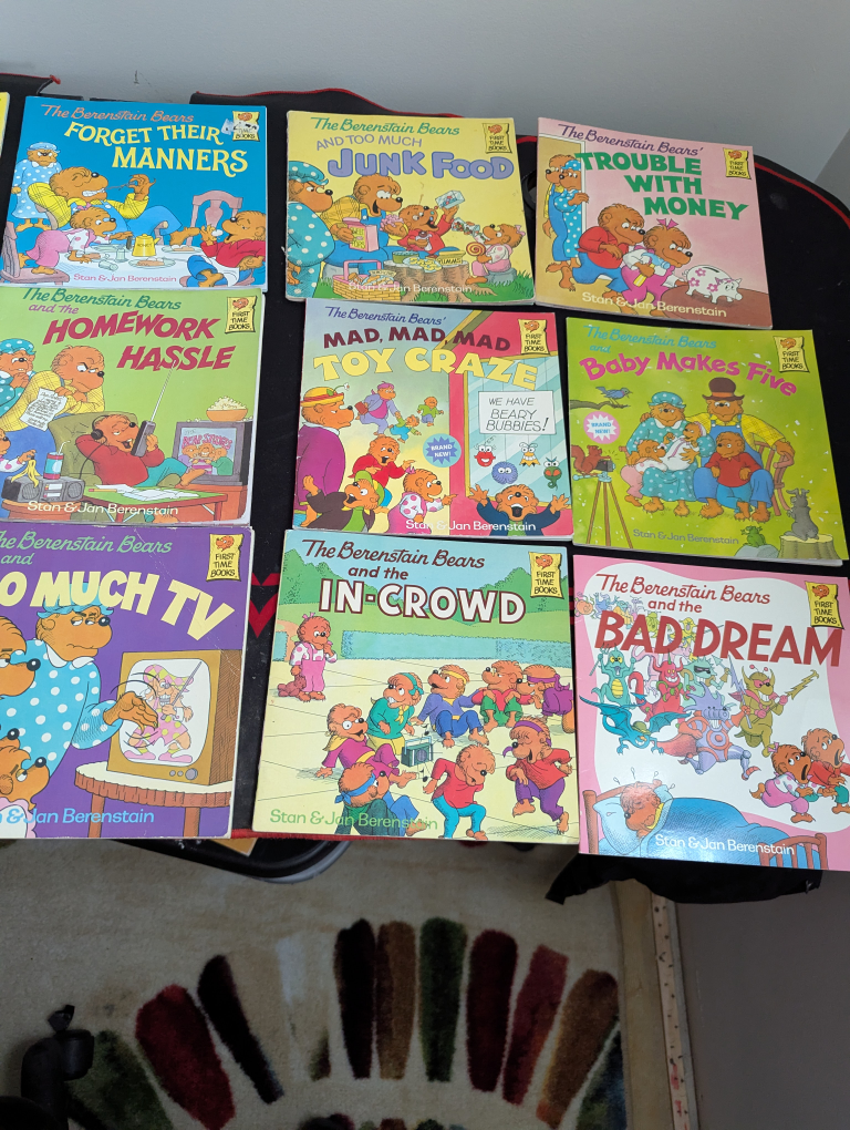 Lot of Vintage Berenstain Bears Books for Kids - photo 4