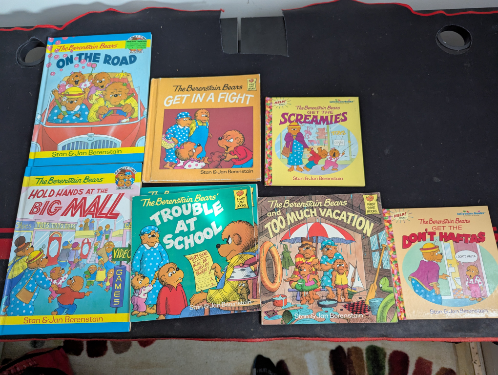 Lot of Vintage Berenstain Bears Books for Kids - photo 5