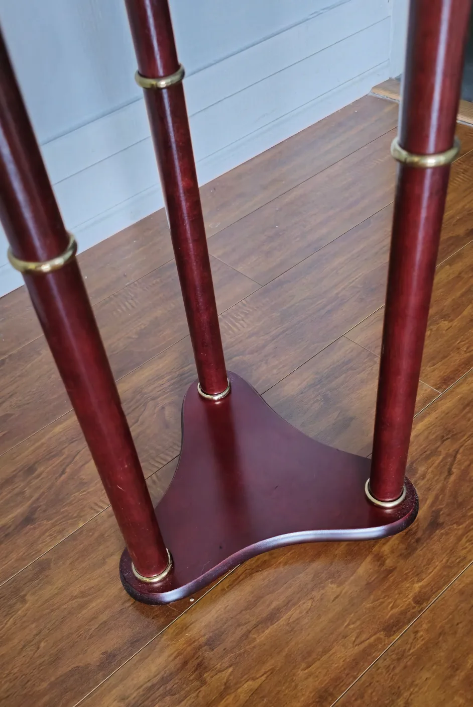 Round Green Marble Top Accent Table Merlot image indicator(4)