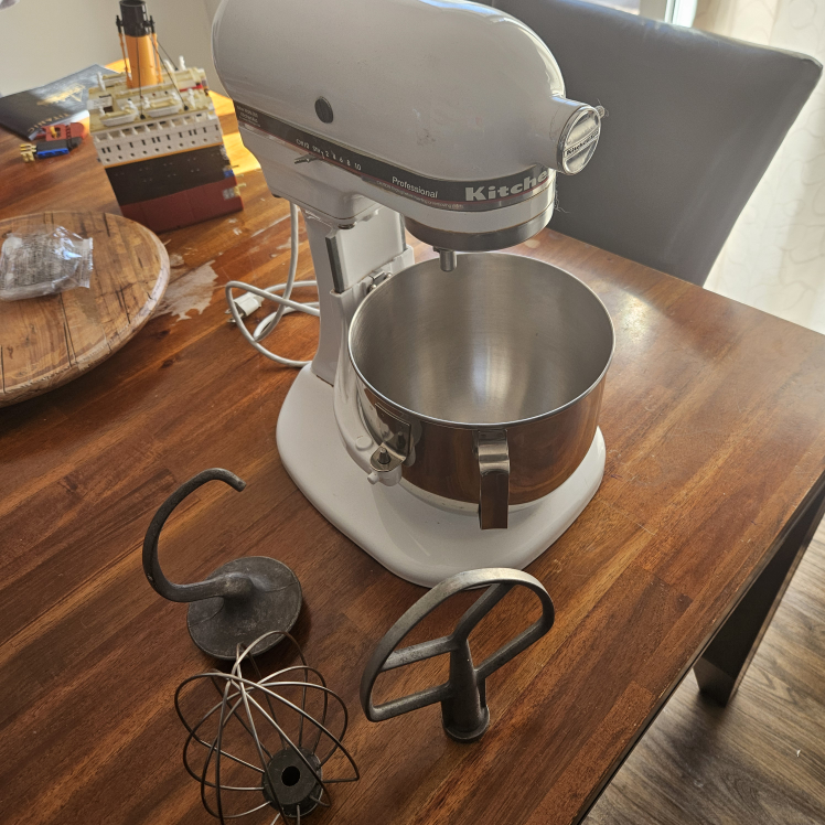KitchenAid Professional 5-Quart Stand Mixer - photo 4