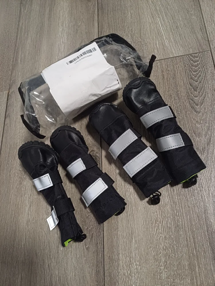 Set of Four Dog Boots - Black with Reflective Straps image indicator(9)