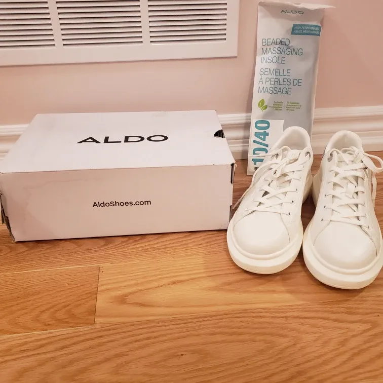 Brandnew Shoes from Aldo... thumbnail