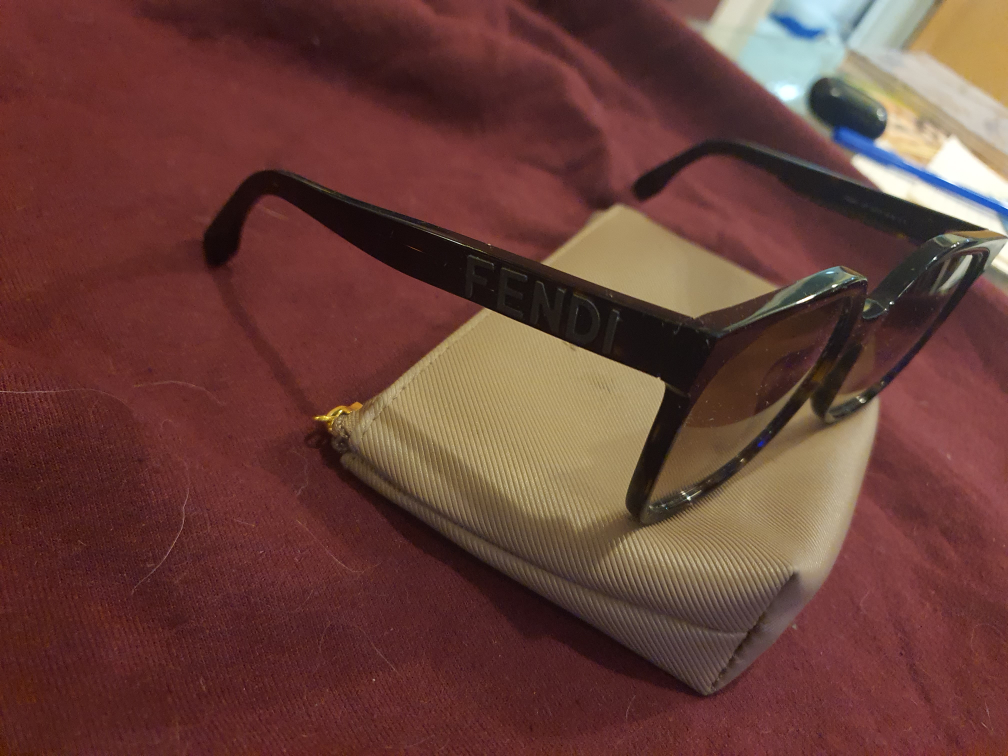 Fendi Sunglasses - photo 2
