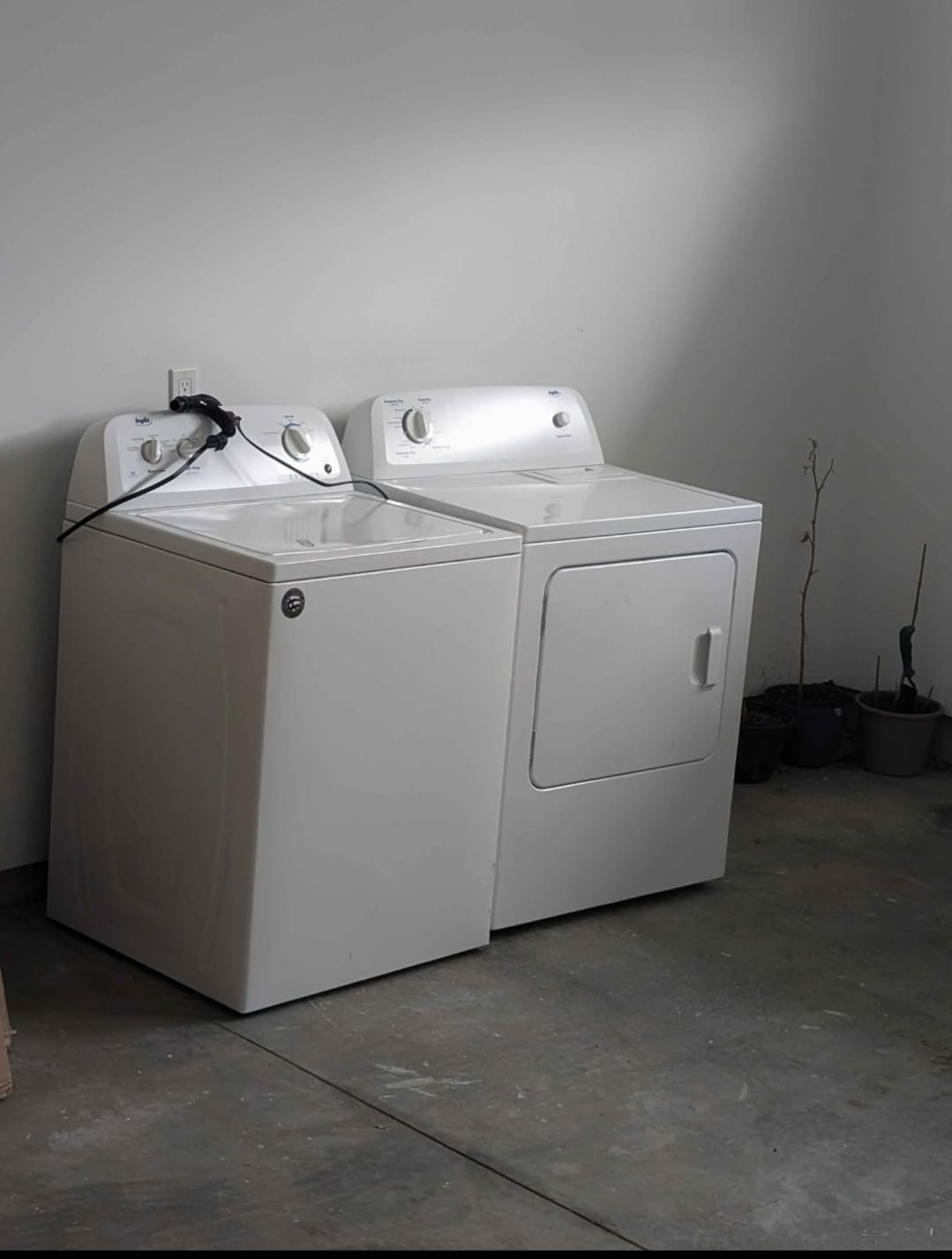 Inglis Washer and Dryer Set