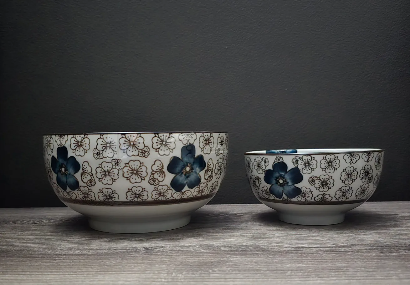 Set of Two Ceramic Bowls with Floral Design image indicator(3)