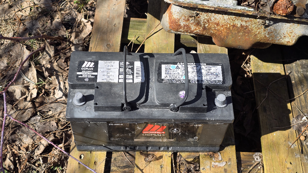 Motomaster OEPlus Automotive Battery - photo 2