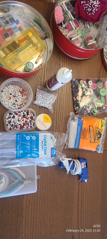 Craft Supplies Lot: Beads, Buttons, Thread, Glue Gun & More! - photo 5