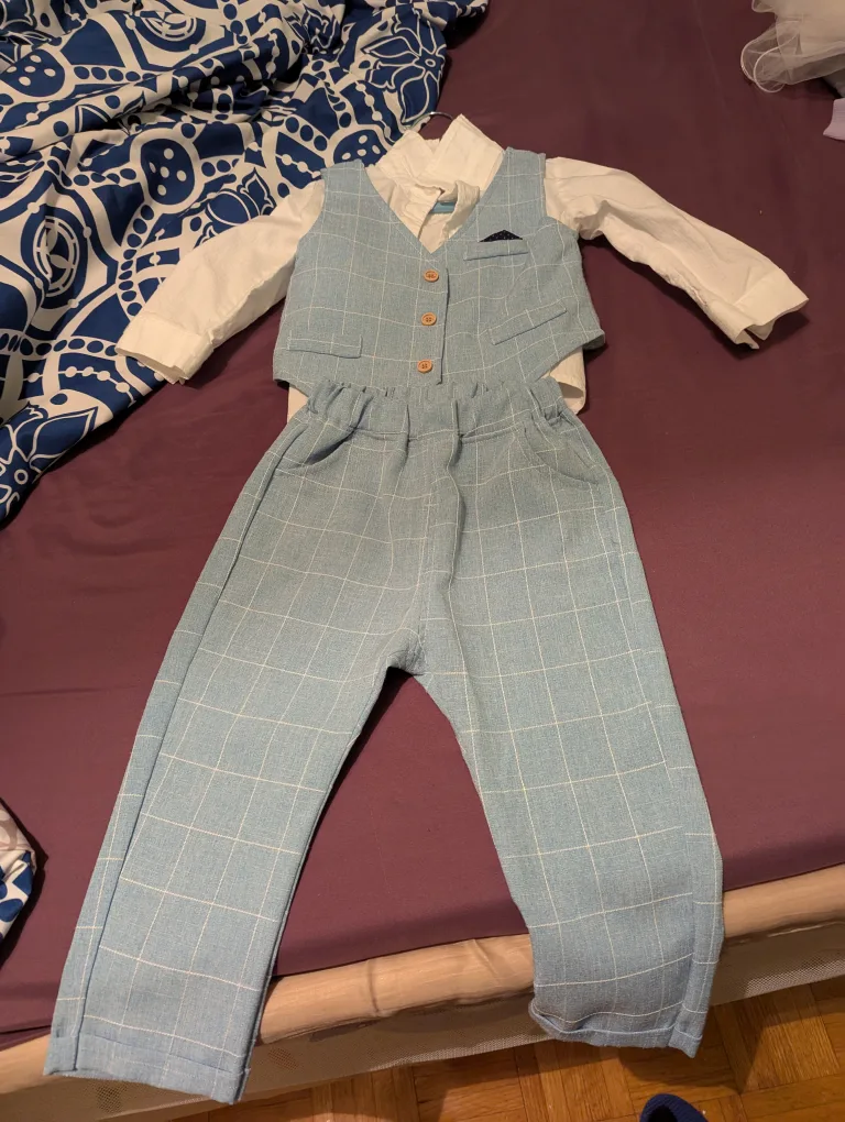 Baby Boys' 3-Piece Gentleman's Outfit image indicator(2)