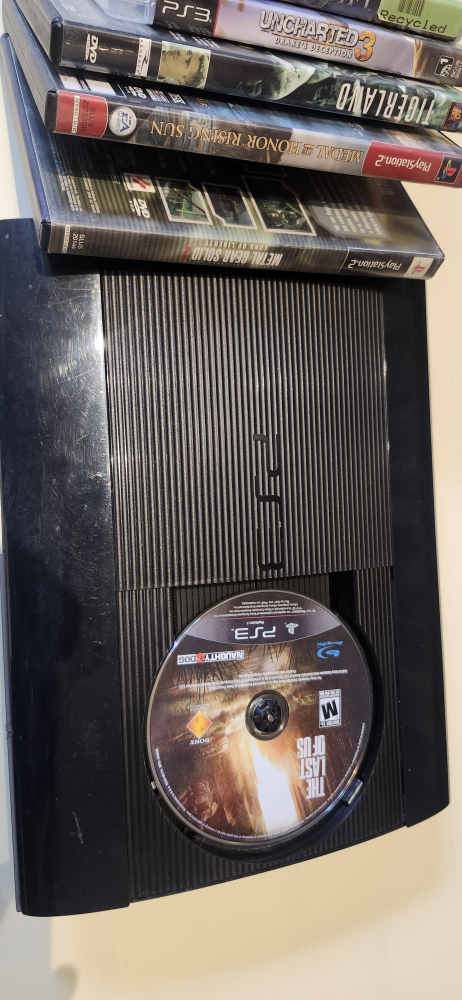 Sony PlayStation 3 Console Bundle with Games and Controllers - photo 4