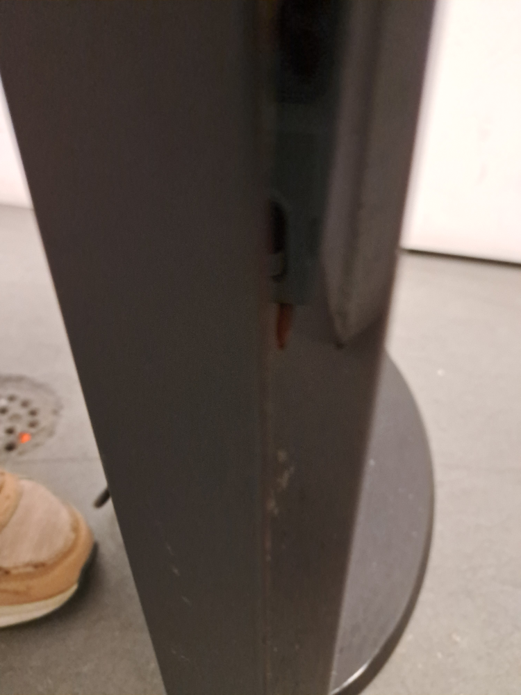 Samsung LCD TV - photo 4