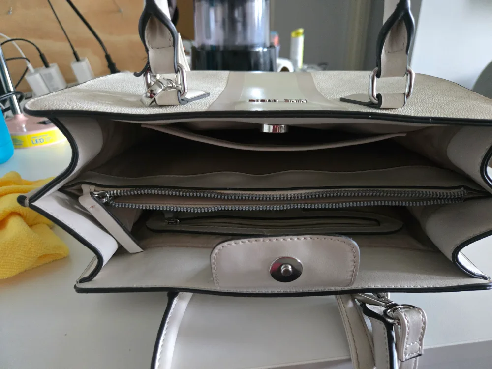 Nine West satchel handbag image indicator(2)