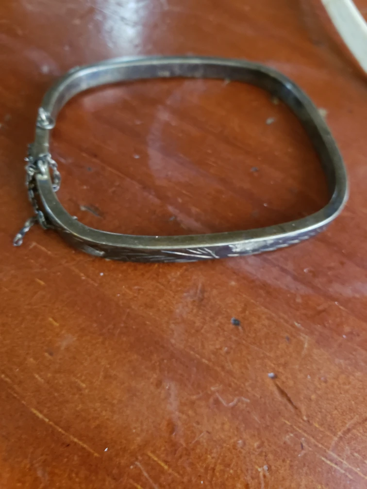 Vintage Silver Hinged Bracelet