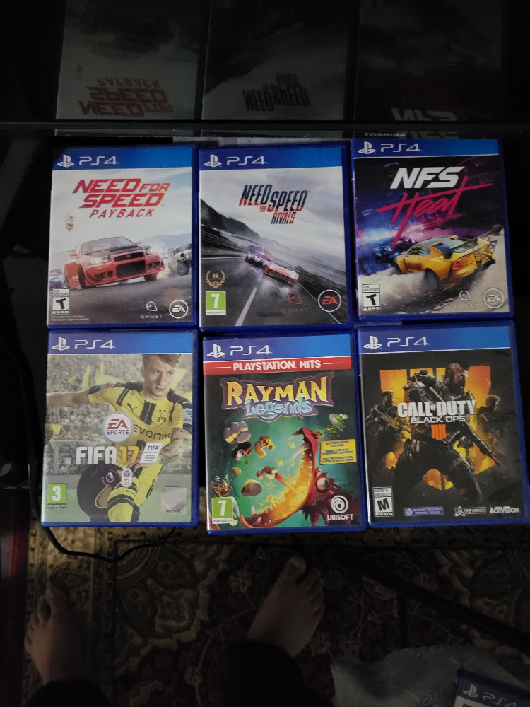 PS4 slim 500 GB with 6 Games and Controller bundle - photo 2