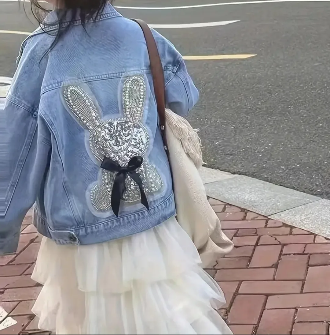 A shiny cubic denim jacket image indicator(2)