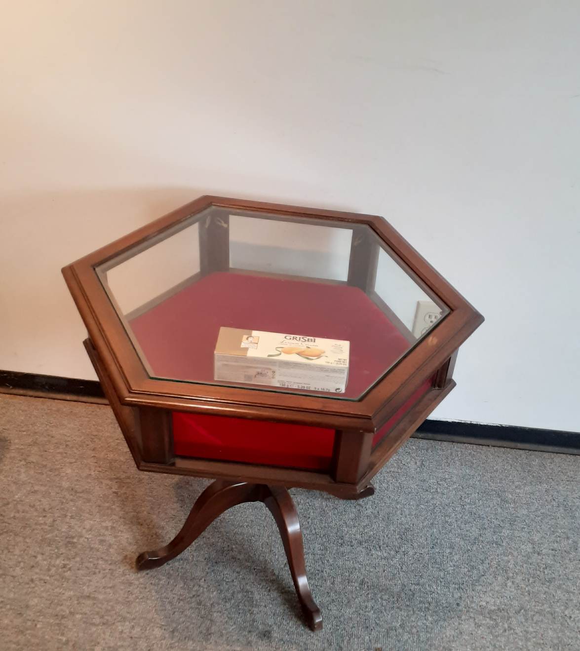Hexagonal Display Case Table with Glass Top - photo 2